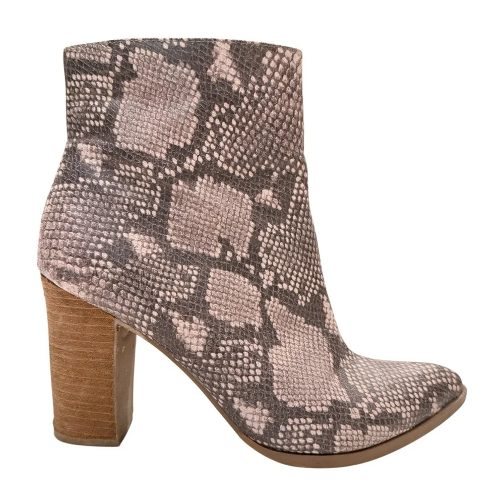 Carlos by Carlos Santana Lydia Bootie Heeled Ankle Boot Snake Skin Women’s 9.5 M